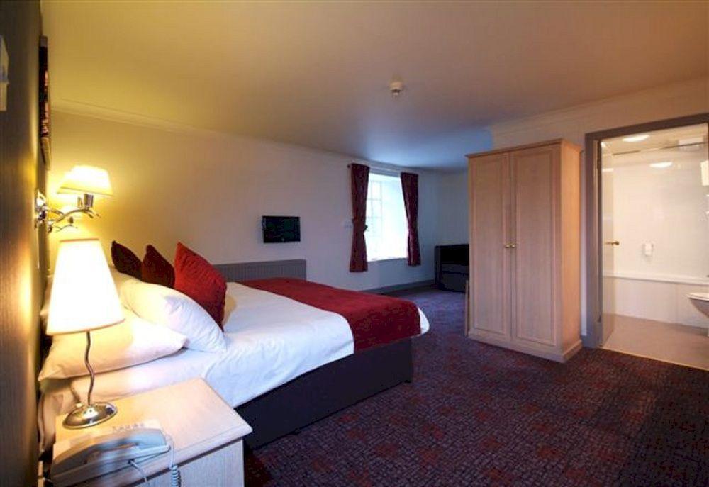 Hotel Ardencaple By Greene King 4*